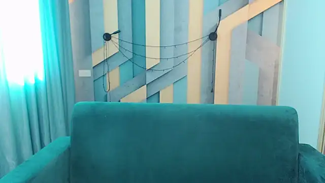 EmilyWalkeri online show from February 23, 8:04 am