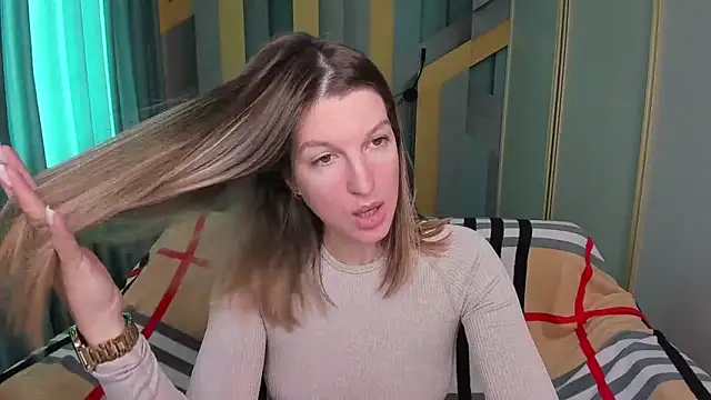 EmilyWalkeri online show from November 12, 8:07 am