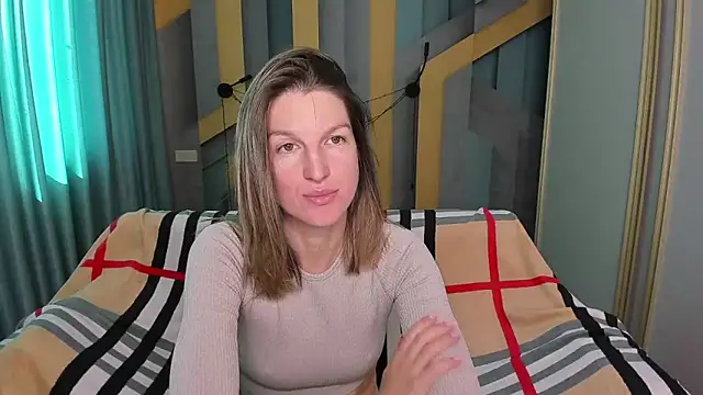 EmilyWalkeri online show from September 24, 7:04 am