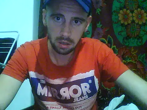 Snapshot of Rejtelmesest chatting on October 2, 12:47 am Rejtelmesest online show from October 2, 12:47 am