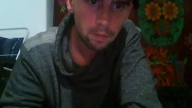 Snapshot of Rejtelmesest chatting on November 1, 9:41 pm Rejtelmesest online show from November 1, 9:41 pm