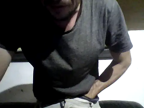 Snapshot of Rejtelmesest chatting on May 31, 9:15 pm Rejtelmesest online show from May 31, 9:15 pm