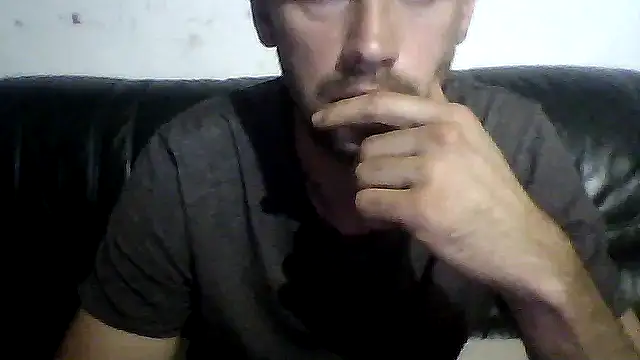 Snapshot of Rejtelmesest chatting on May 30, 11:21 pm Rejtelmesest online show from May 30, 11:21 pm