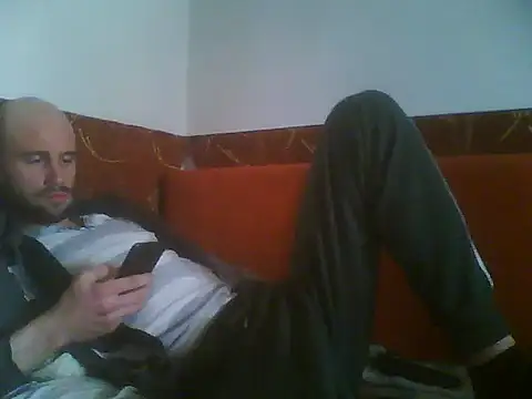 Snapshot of Rejtelmesest chatting on March 13, 8:26 am Rejtelmesest online show from March 13, 8:26 am