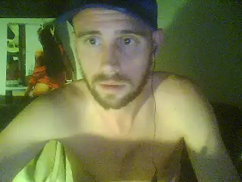 Snapshot of Rejtelmesest chatting on February 26, 11:19 pm Rejtelmesest online show from February 26, 11:19 pm