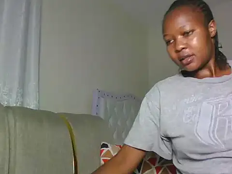 Snapshot of sexy_barbie2024 chatting on October 25, 8:46 am sexy barbie2024 online show from October 25, 8:46 am