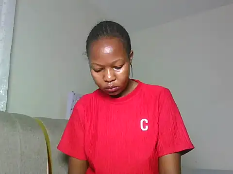 Snapshot of sexy_barbie2024 chatting on October 31, 10:12 am sexy barbie2024 online show from October 31, 10:12 am