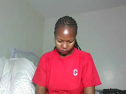 Snapshot of sexy_barbie2024 chatting on December 15, 7:25 am sexy barbie2024 online show from December 15, 7:25 am