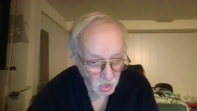 Snapshot of Sammy1660 chatting on December 16, 10:45 pm Sammy1660 online show from December 16, 10:45 pm