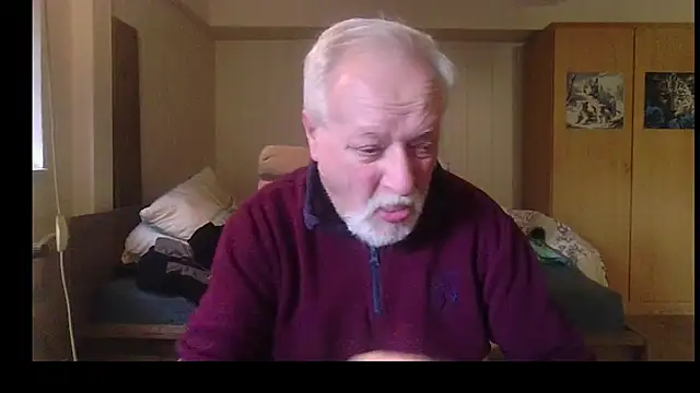 Snapshot of Sammy1660 chatting on June 14, 8:15 am Sammy1660 online show from June 14, 8:15 am