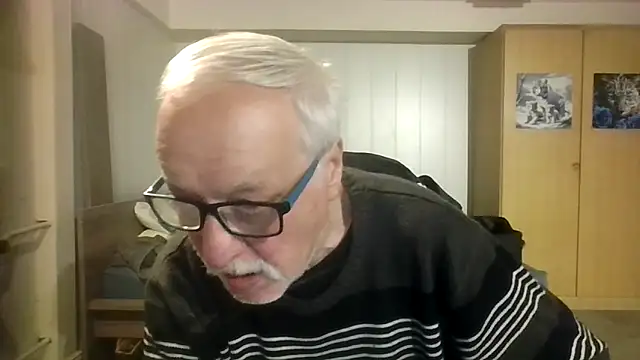 Snapshot of Sammy1660 chatting on September 22, 9:54 pm Sammy1660 online show from September 22, 9:54 pm