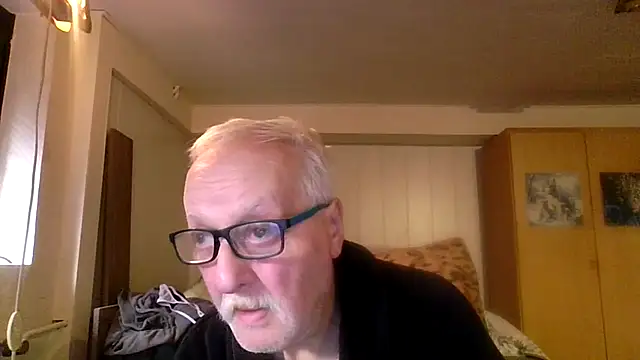 Snapshot of Sammy1660 chatting on November 13, 9:13 am Sammy1660 online show from November 13, 9:13 am