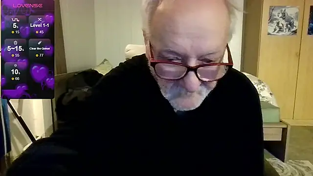 Snapshot of Sammy1660 chatting on December 13, 11:44 pm Sammy1660 online show from December 13, 11:44 pm