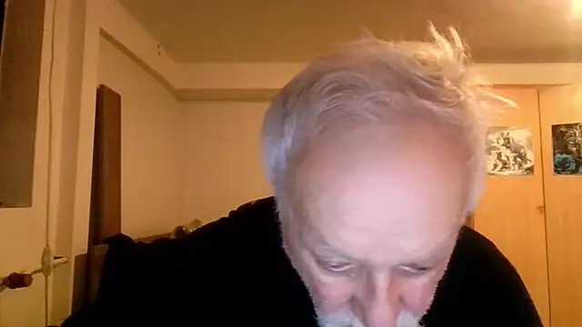 Sammy1660 online show from May 8, 2:15 am