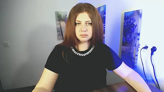 Lizzy Love online show from May 15, 9:07 am