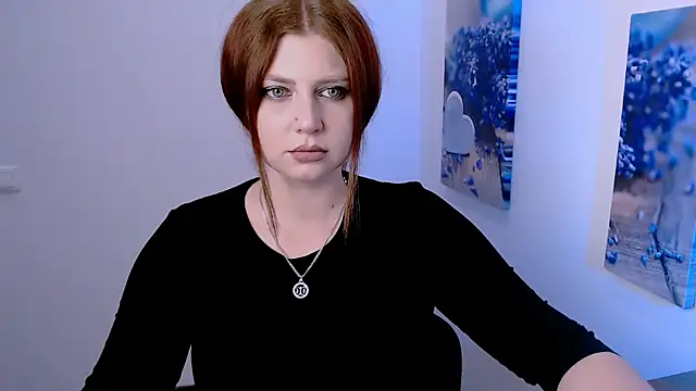 Lizzy Love online show from November 7, 11:48 am