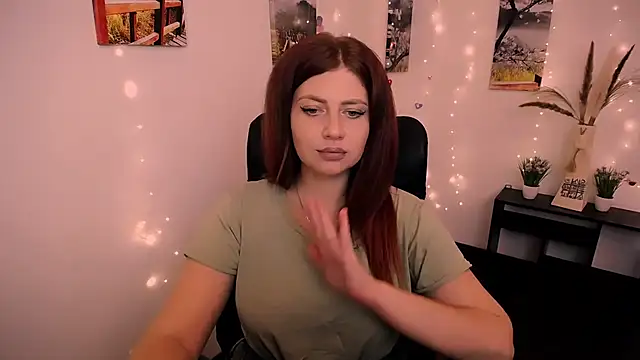 Lizzy Love online show from September 15, 6:41 pm