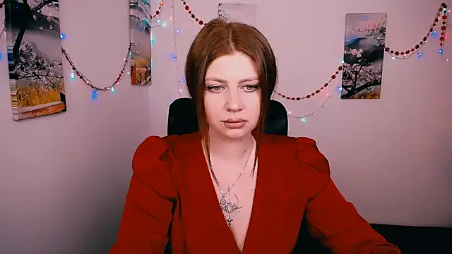 Lizzy Love online show from February 14, 1:55 pm