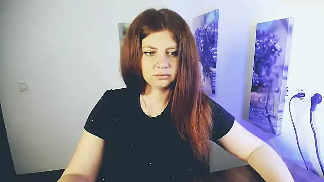 Lizzy Love online show from May 22, 9:29 am