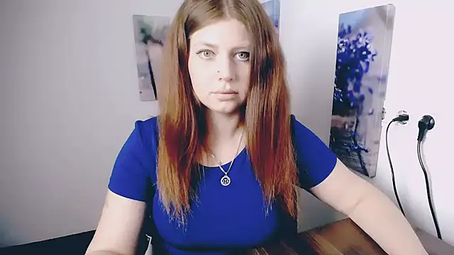 Lizzy Love online show from April 3, 12:33 pm