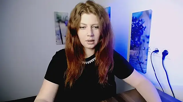 Lizzy Love online show from February 26, 9:09 am