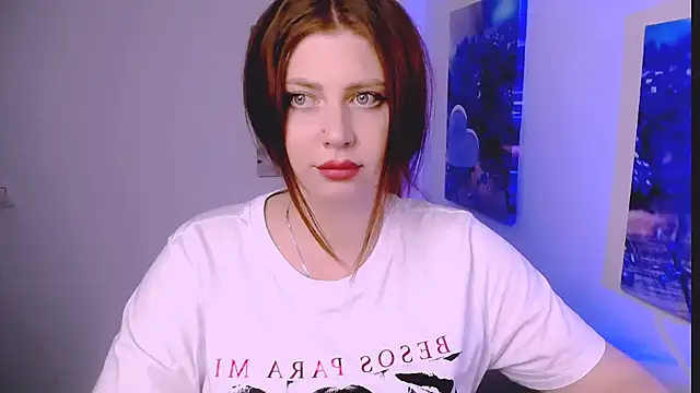 Lizzy Love online show from December 15, 12:55 pm