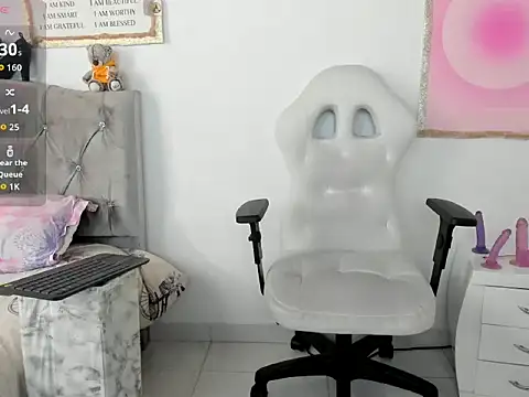 cindy love2 online show from December 5, 2:04 pm