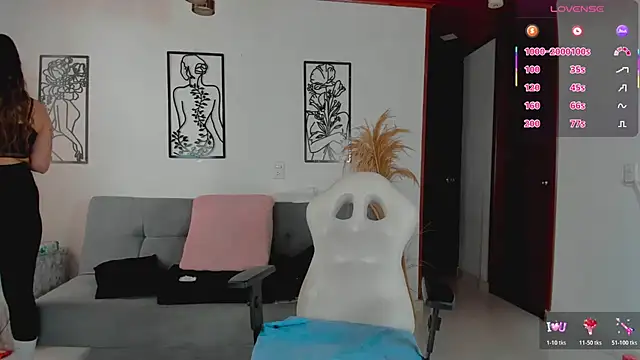 Snapshot of cindy_love2 chatting on July 12, 7:37 pm cindy love2 online show from July 12, 7:37 pm