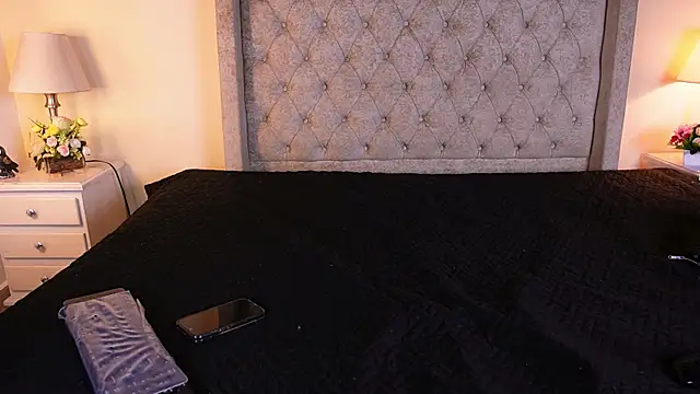 Snapshot of allisson_m chatting on June 8, 12:06 pm allisson m online show from June 8, 12:06 pm