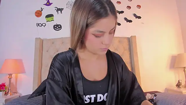 allisson m online show from October 31, 12:13 pm