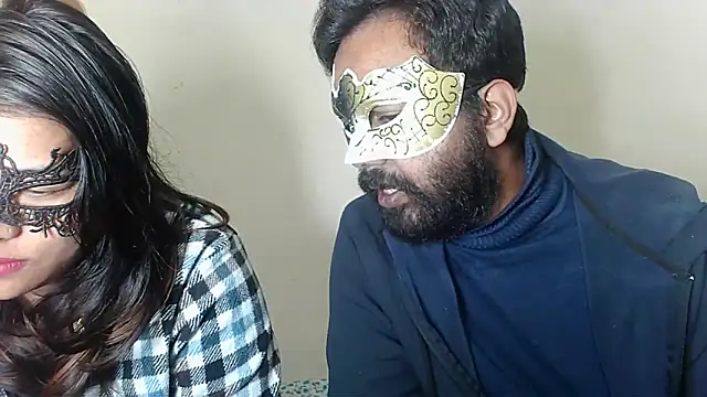 Cutehornycouples online show from December 19, 5:26 pm