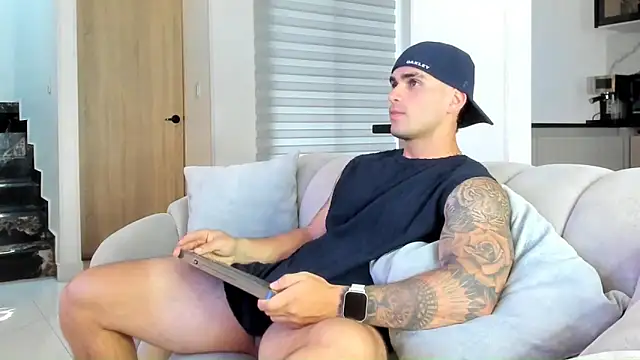 Ricardogo19 online show from May 16, 6:40 pm