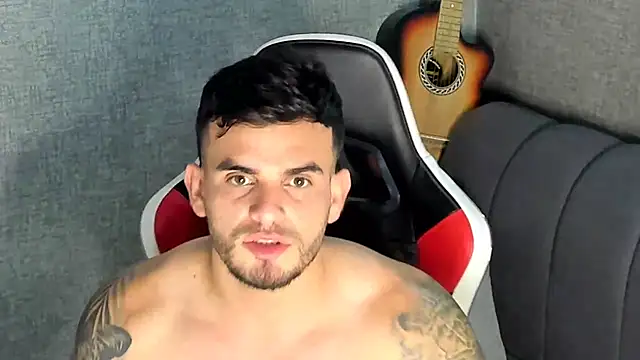 Ricardogo19 online show from November 15, 3:10 am