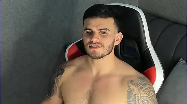 Ricardogo19 online show from February 26, 2:52 am