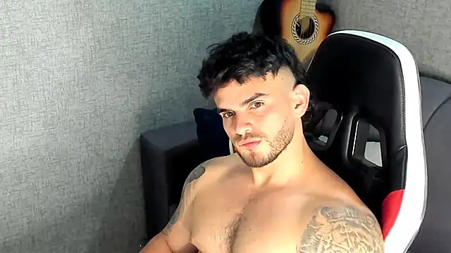 Ricardogo19 online show from October 25, 11:49 pm