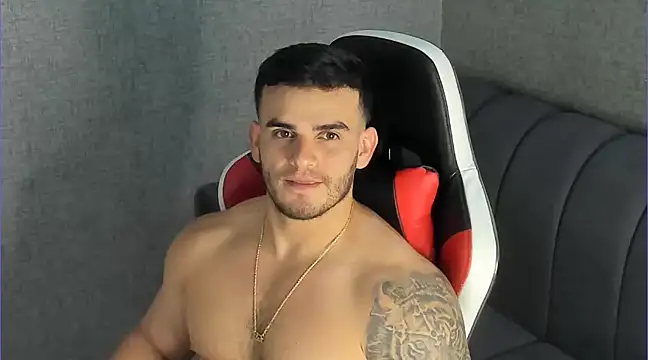 Ricardogo19 online show from February 18, 9:31 pm