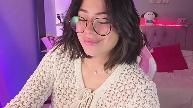 LoaLuxury online show from April 14, 3:50 pm