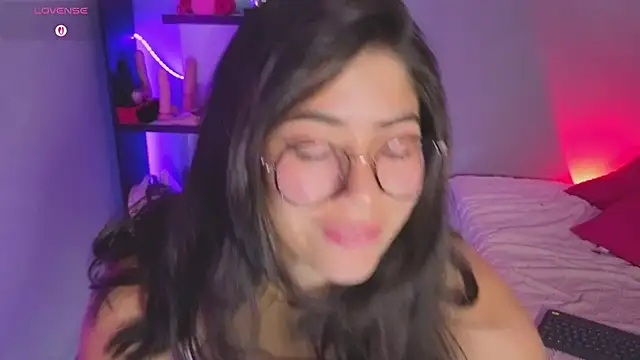 LoaLuxury online show from March 8, 4:21 pm