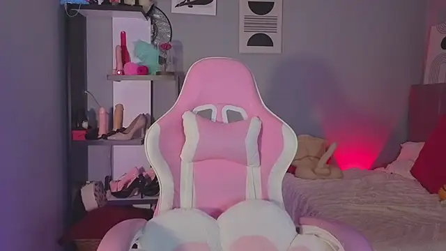 LoaLuxury online show from March 21, 7:18 pm