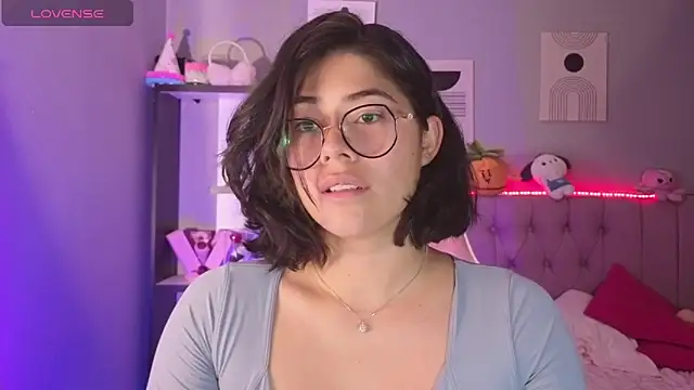 LoaLuxury online show from April 8, 11:33 am