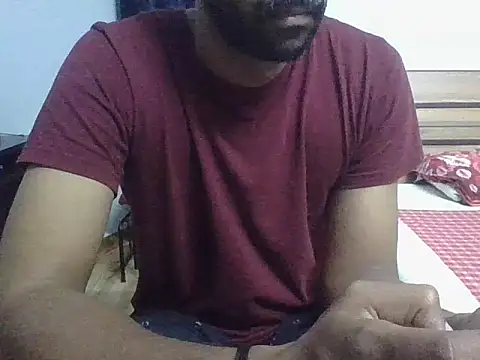 Snapshot of IndianEurope chatting on December 2, 5:25 pm IndianEurope online show from December 2, 5:25 pm