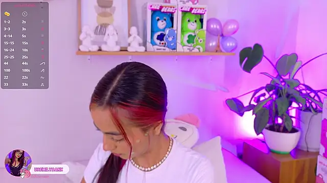 emily bank online show from December 1, 7:48 pm