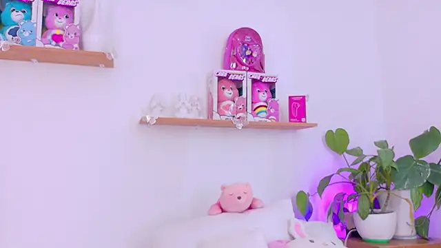 emily bank online show from March 31, 8:00 pm