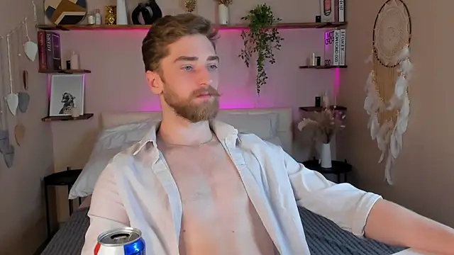 Snapshot of DexterDexx chatting on October 17, 10:22 pm DexterDexx online show from October 17, 10:22 pm