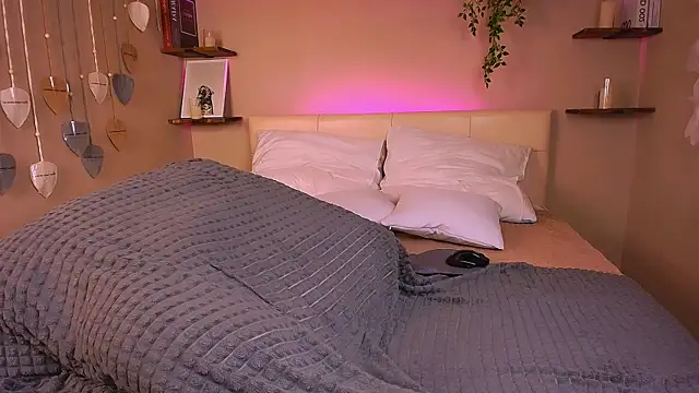 Snapshot of DexterDexx chatting on November 10, 10:04 pm DexterDexx online show from November 10, 10:04 pm