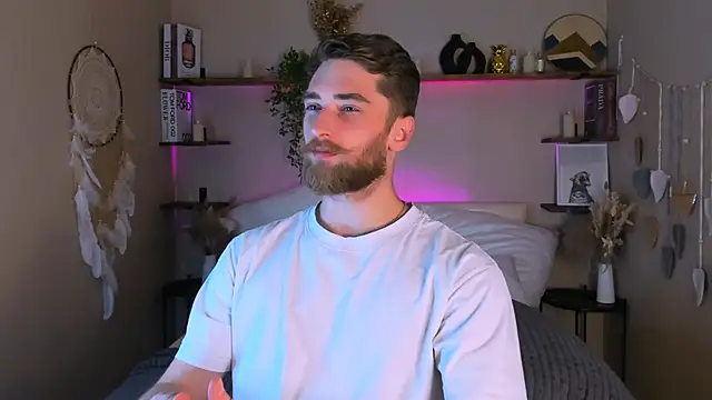 Snapshot of DexterDexx chatting on September 28, 9:16 am DexterDexx online show from September 28, 9:16 am