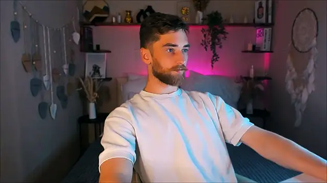 Snapshot of DexterDexx chatting on September 13, 10:32 pm DexterDexx online show from September 13, 10:32 pm