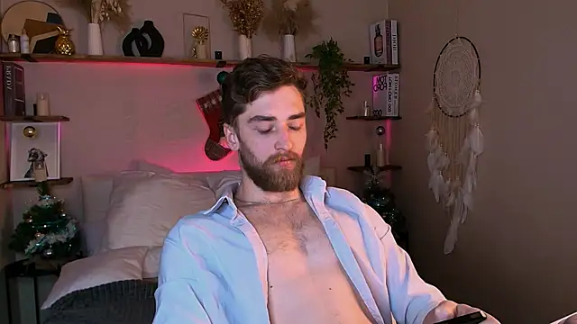 Snapshot of DexterDexx chatting on December 13, 10:27 pm DexterDexx online show from December 13, 10:27 pm