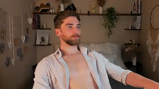 Snapshot of DexterDexx chatting on October 14, 9:43 am DexterDexx online show from October 14, 9:43 am