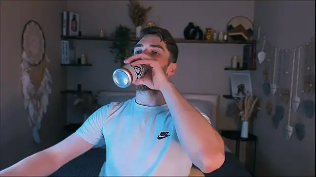 Snapshot of DexterDexx chatting on September 19, 9:41 pm DexterDexx online show from September 19, 9:41 pm